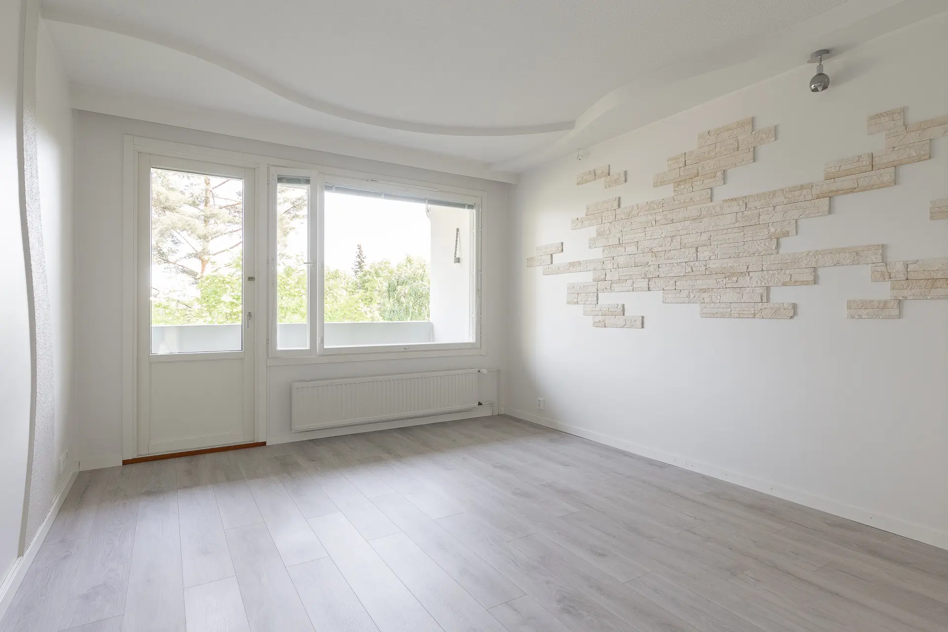 Takkaprojekti Pupuhuhdantiellä – asennusvaihe